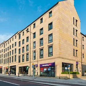 Destiny Student - Shrubhill Apartament